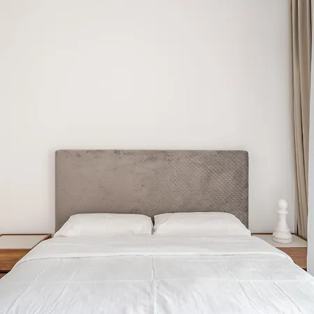 Apartment Yamas Urban Living Platinum 77 Penthouse *