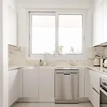 Yamas Urban Living Platinum 77 Penthouse