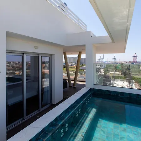 Yamas Urban Living Zakaki Pool Penthouses & 아파트