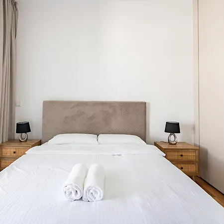 דירה Yamas Urban Living Zakaki Pool Penthouses & לימסול