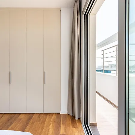 דירה Yamas Urban Living Zakaki Pool Penthouses &