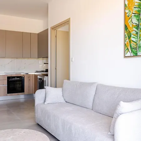 아파트 Yamas Urban Living Zakaki Pool Penthouses &