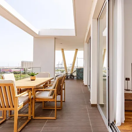 Yamas Urban Living Zakaki Pool Penthouses & 레메소스