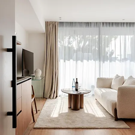Yamas Urban Living Stayone Limassol