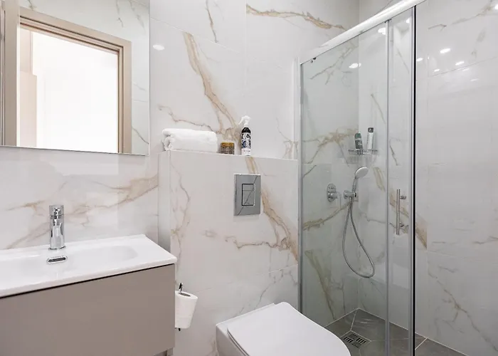 Yamas Urban Living Platinum 77 Penthouse リマソール