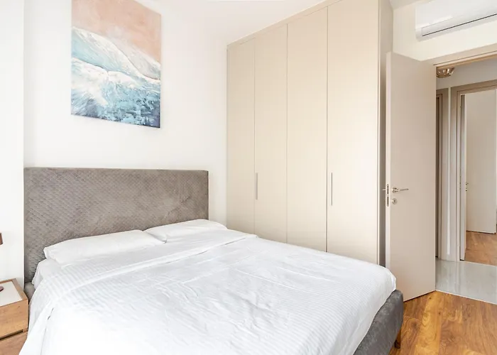 Yamas Urban Living Platinum 77 Penthouse アパート